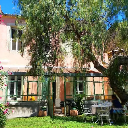 Sweet D'hotes Bed & Breakfast 3*