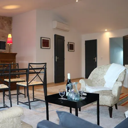 Sweet D'hotes Bed & Breakfast Aumes